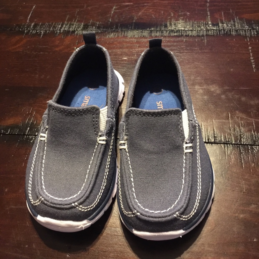 Toddler boat shoes