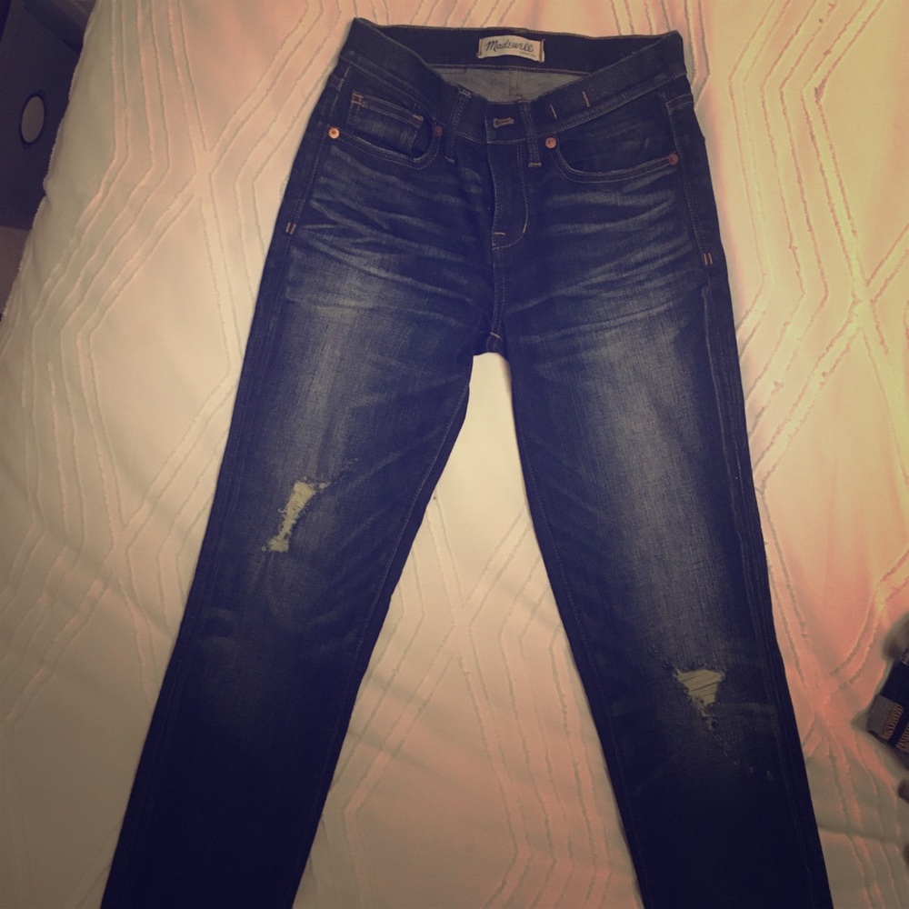 Skinny skinny Madewell jeans---distressed