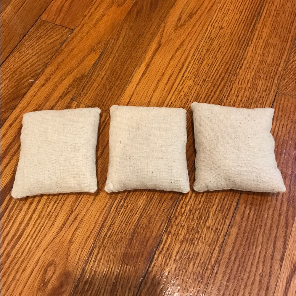 Stella and dot bracelet display pillows