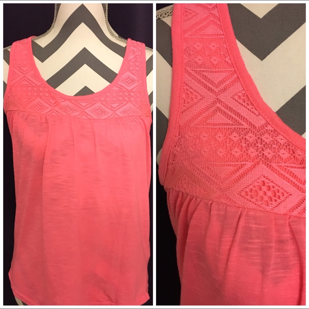 🌸Vanity Bright Pink Tank Top Small
