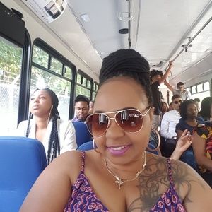 Meet your Posher, Cassandra