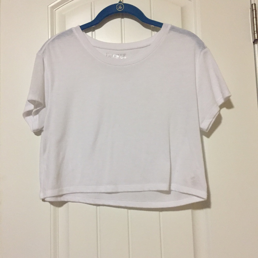 Cute flowly white crop top
