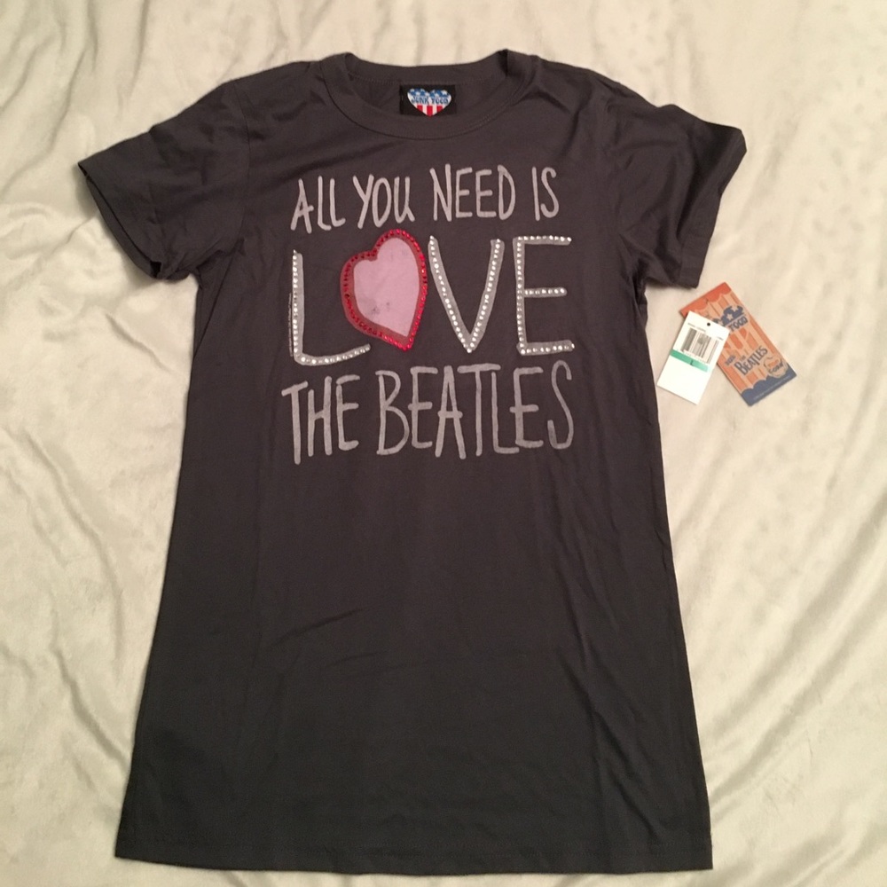 NWT TShirt - Picture 1 of 2