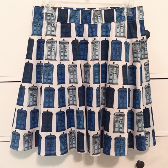 Her Universe Dresses & Skirts - Doctor Who Tardis Skirt