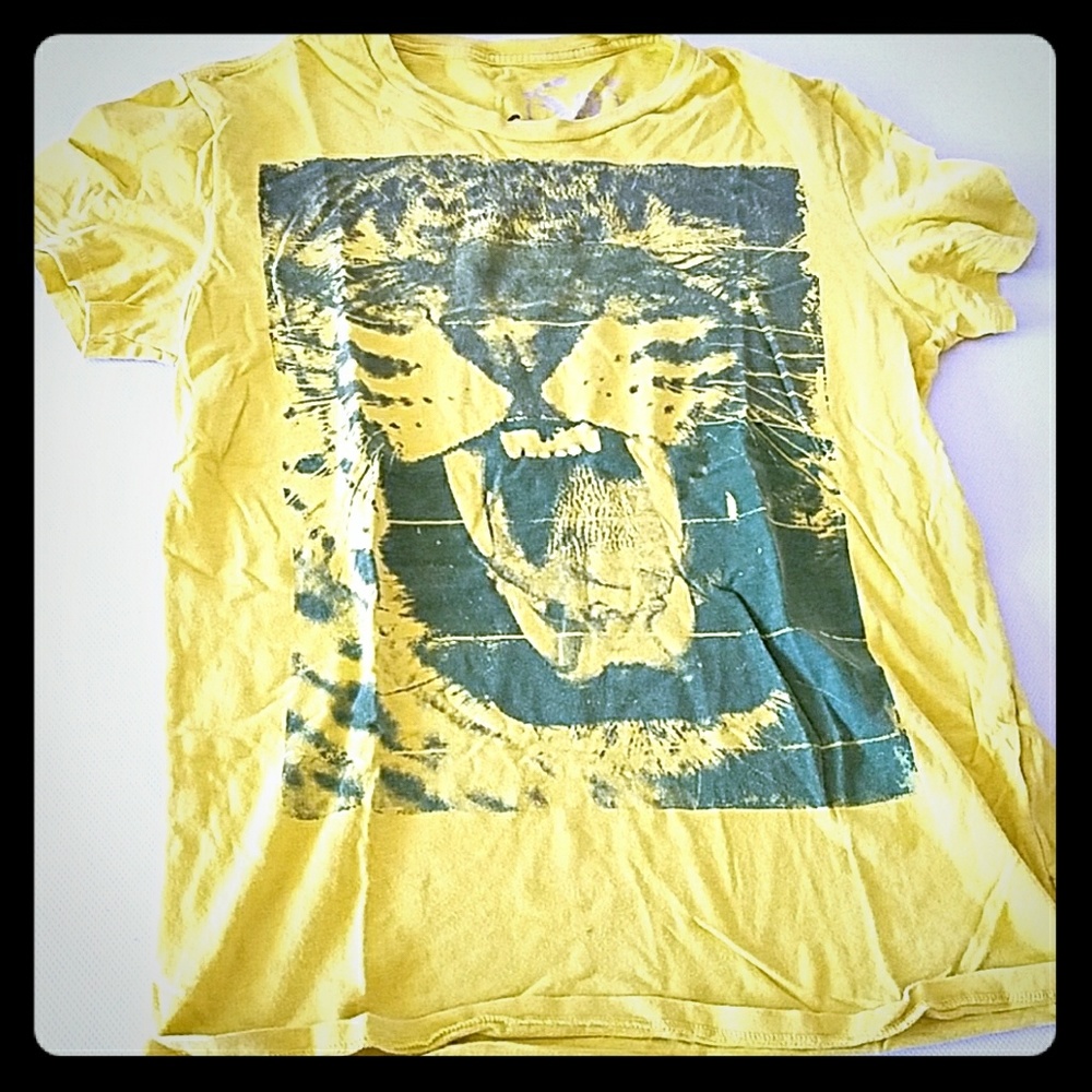 Big Cat Face Graphic T shirt