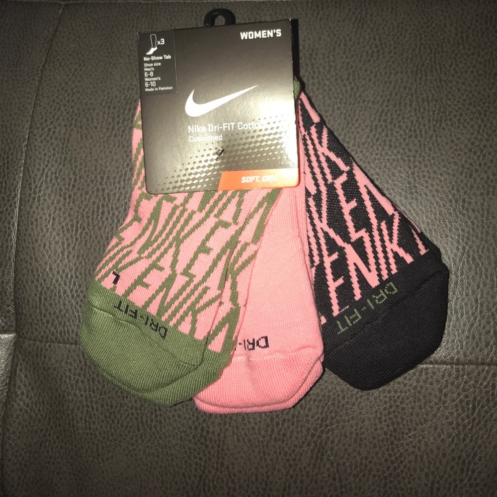 Women's Nike 3-pk Dri-Fit Socks Medium 6-8