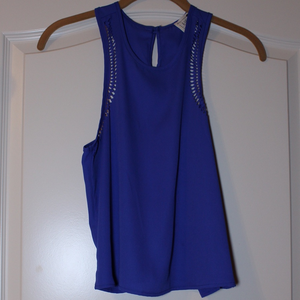 Tank worn once!