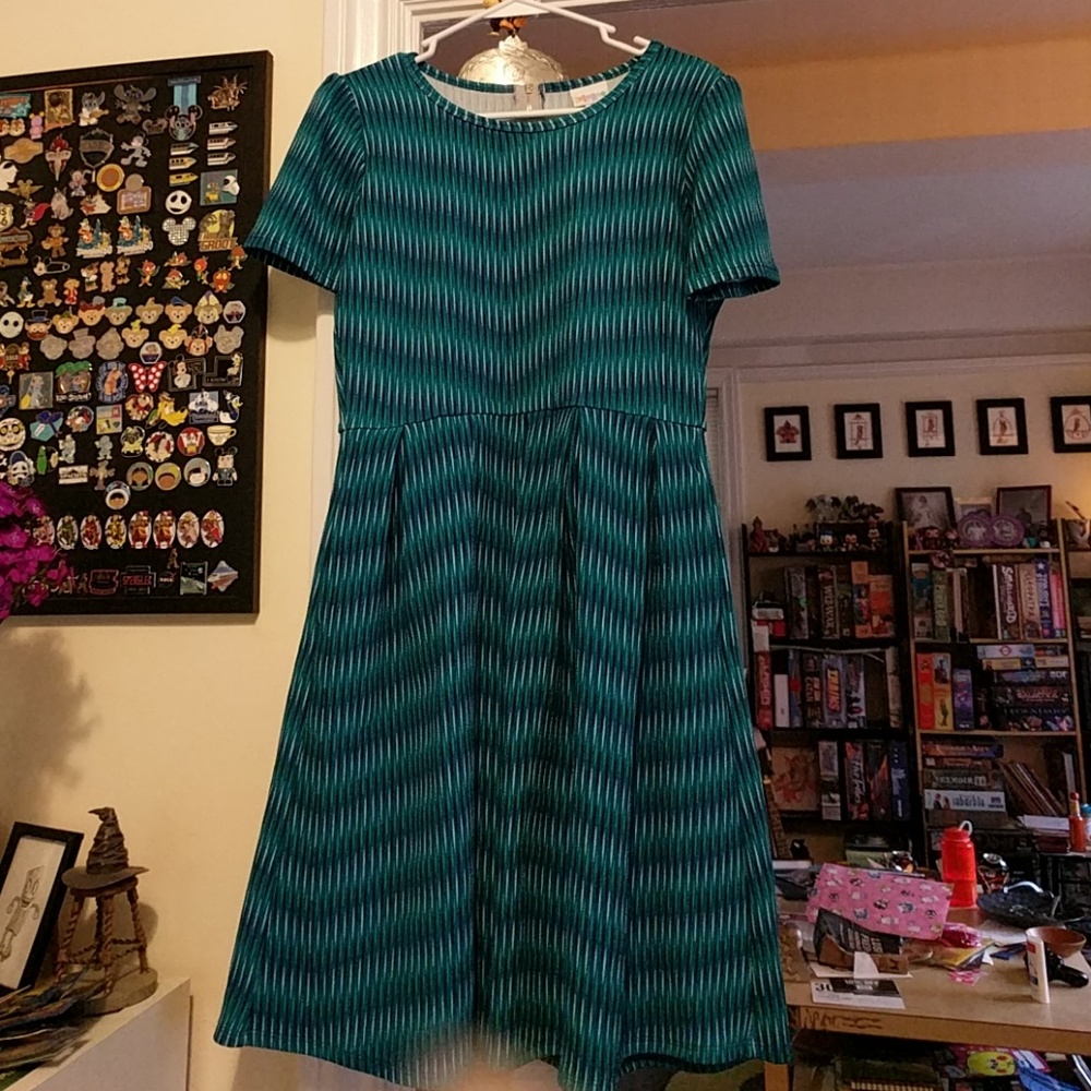 LuLaRoe Amelia Sz M Dress Green & Blue