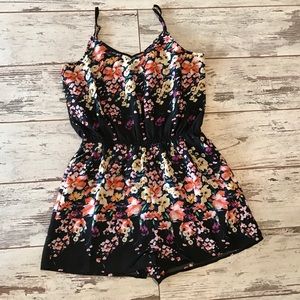 Brand new floral Romper