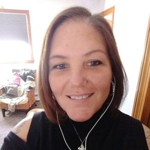 Meet your Posher, Carolyn