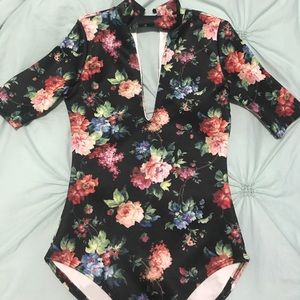 Cut out/choker body suit