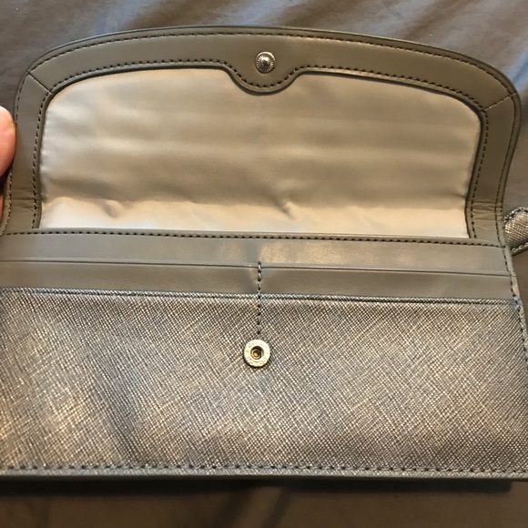 Coach slim snap close wallet - Picture 2 of 5