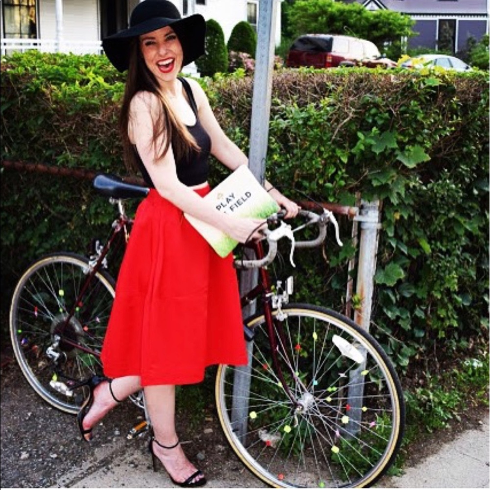Beautiful Full Red Midi Skirt from Express 😍