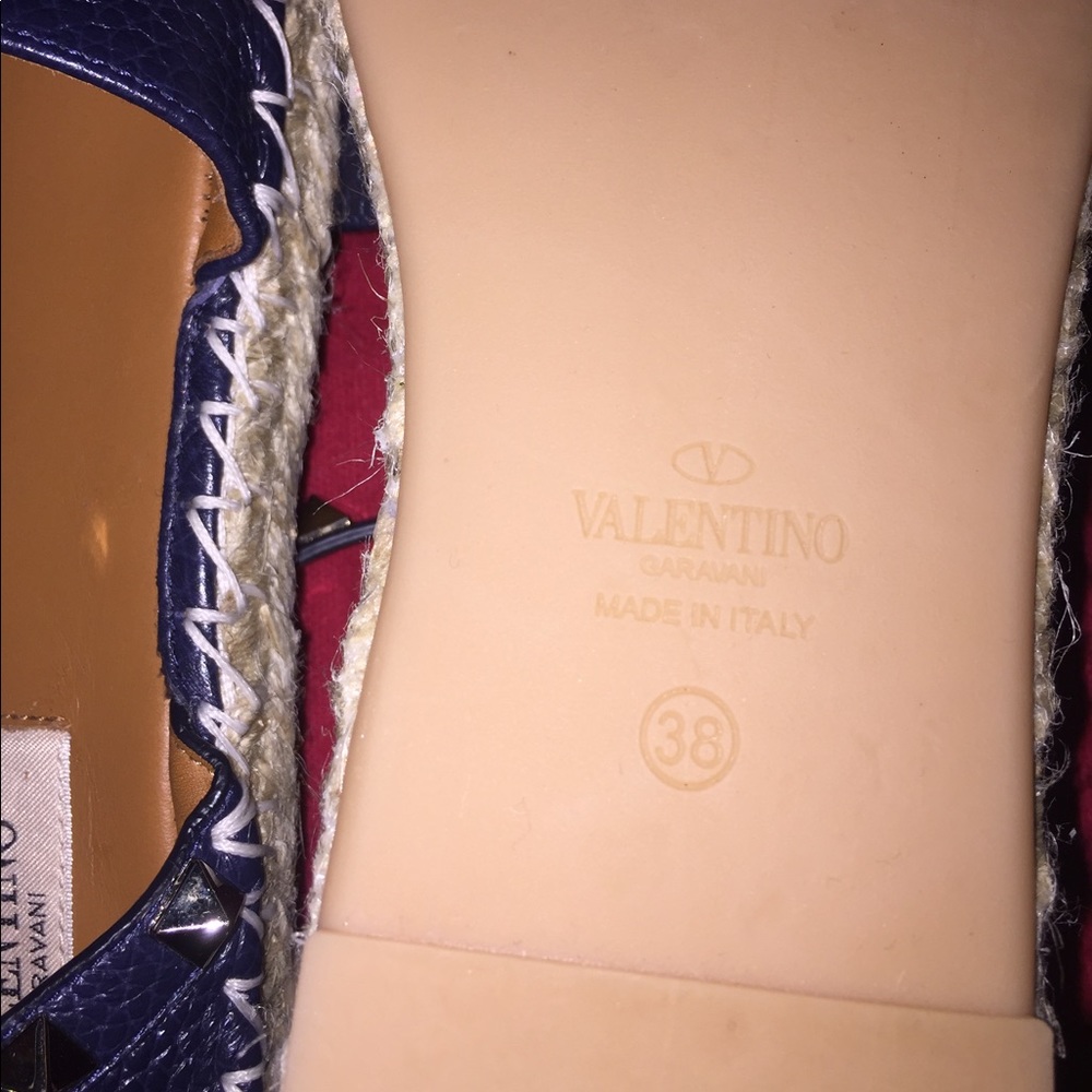 Valentino - Picture 4 of 7
