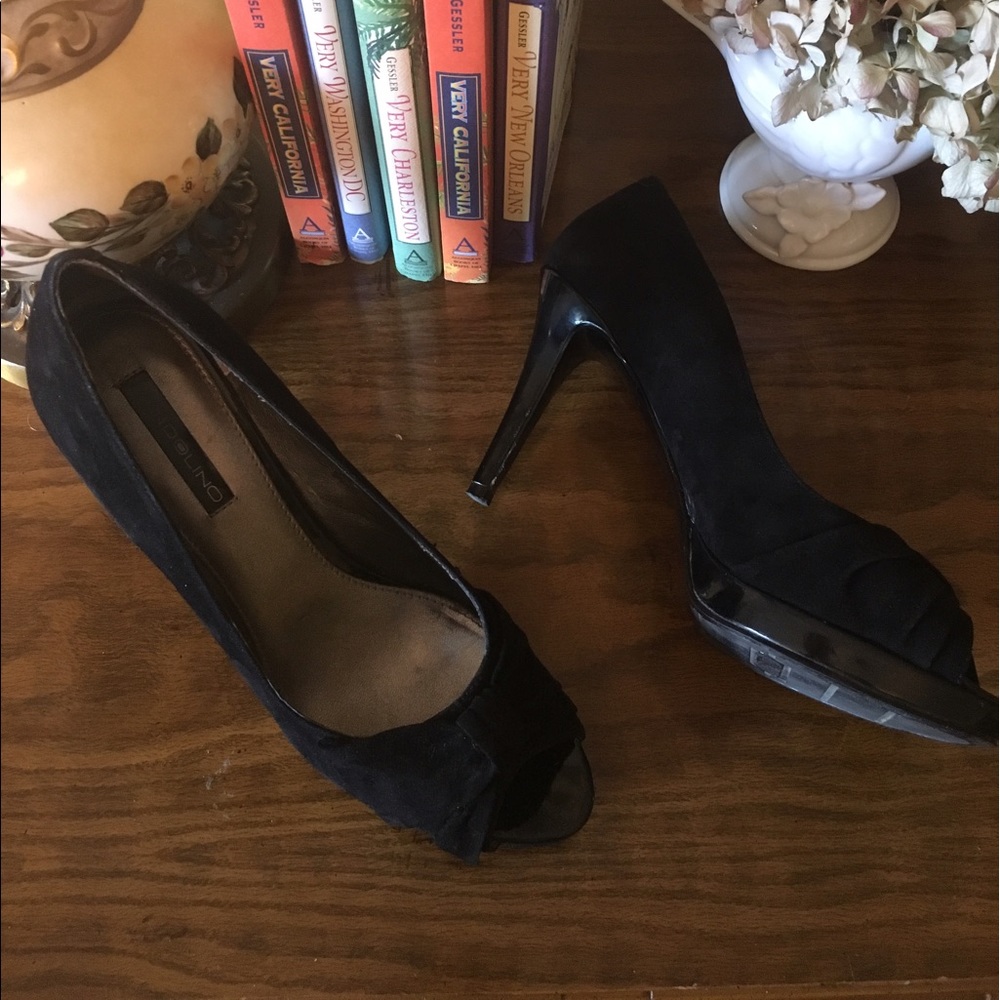 Bandolino Black Suede Open Toe Pumps