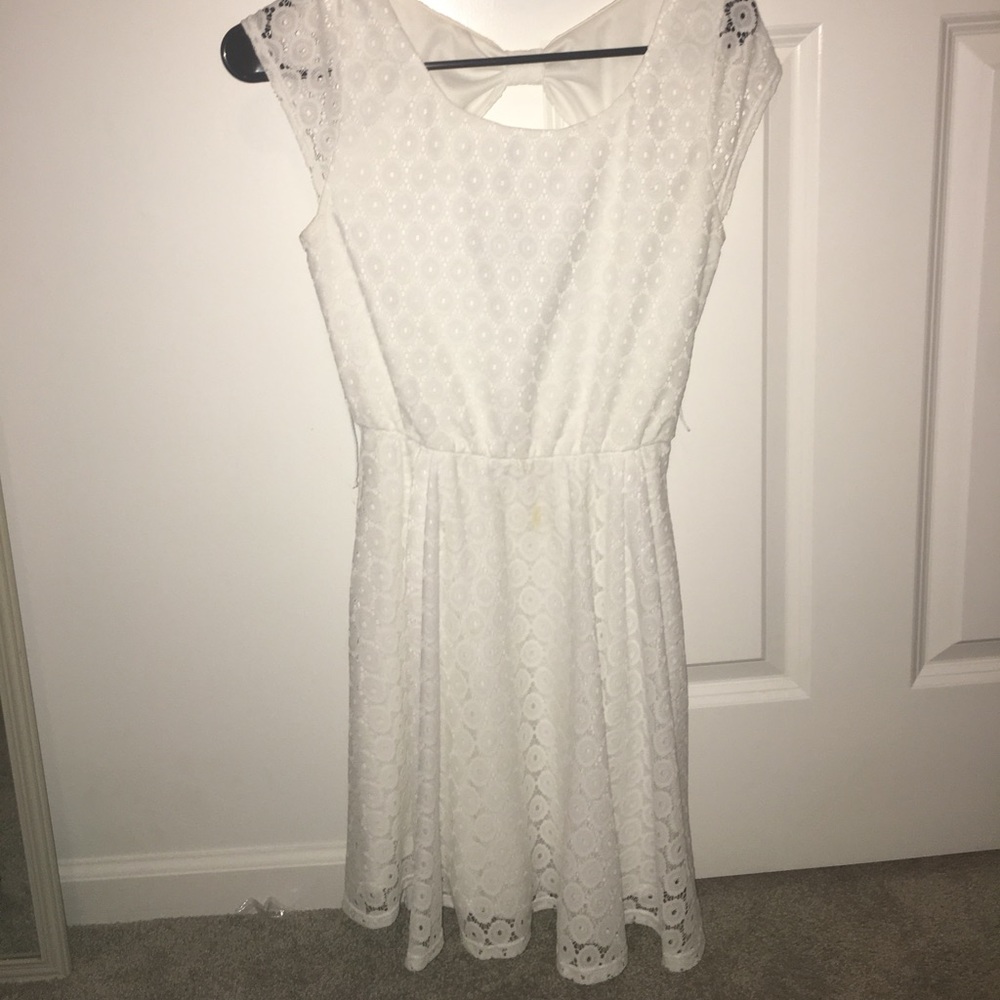 Super cute white mini dress