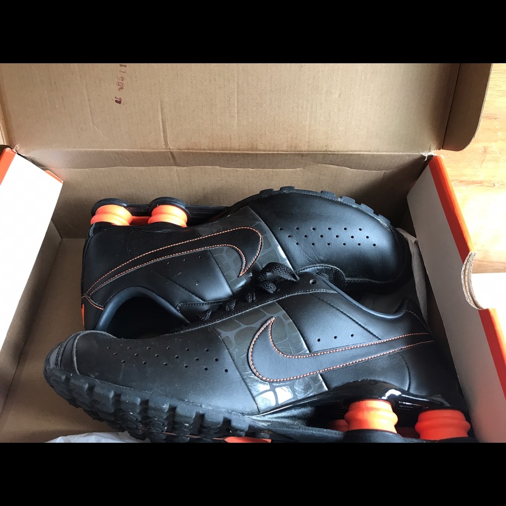 Men's Nike Shox