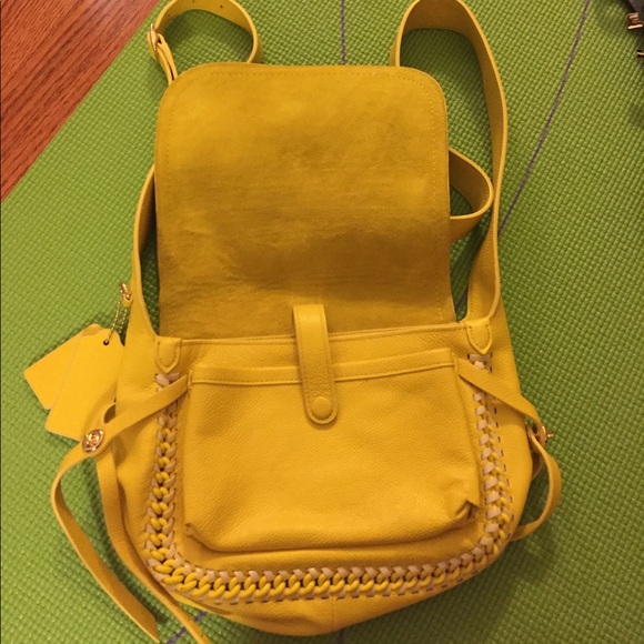 Coach yellow crossbody bag - Picture 2 of 6
