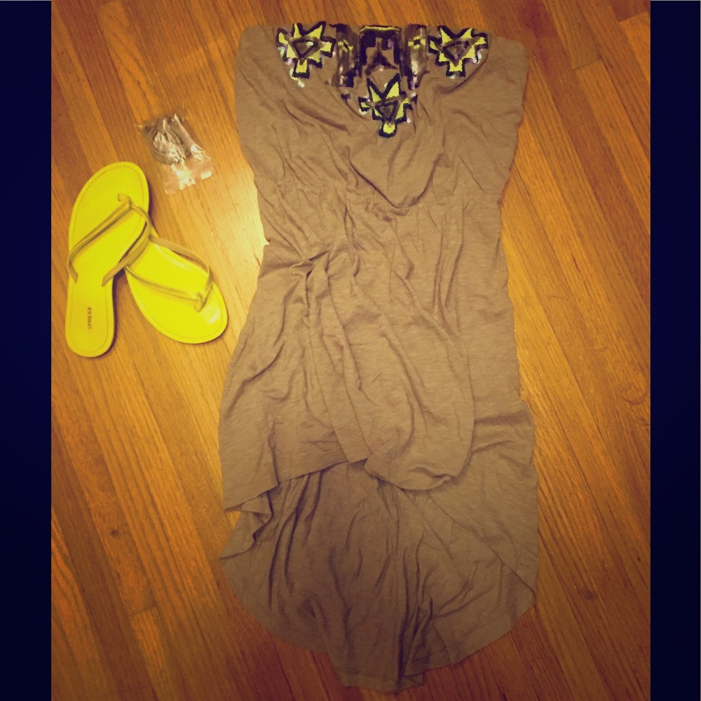 Bundle w/ Sequence HiLo Dress & Matching Sandals