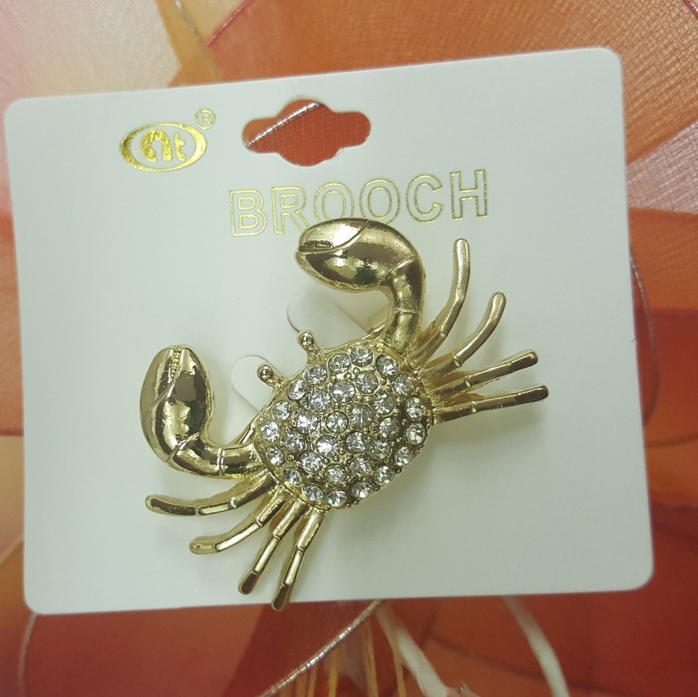 The Baltimore Crab Brooch 2/$10
