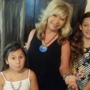 Meet your Posher, Kay