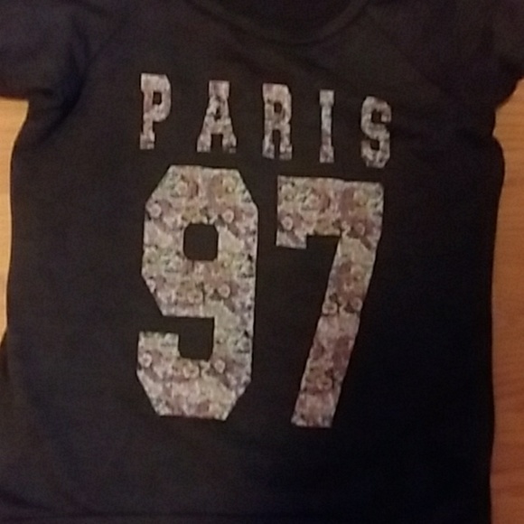 Sweater - Picture 1 of 1