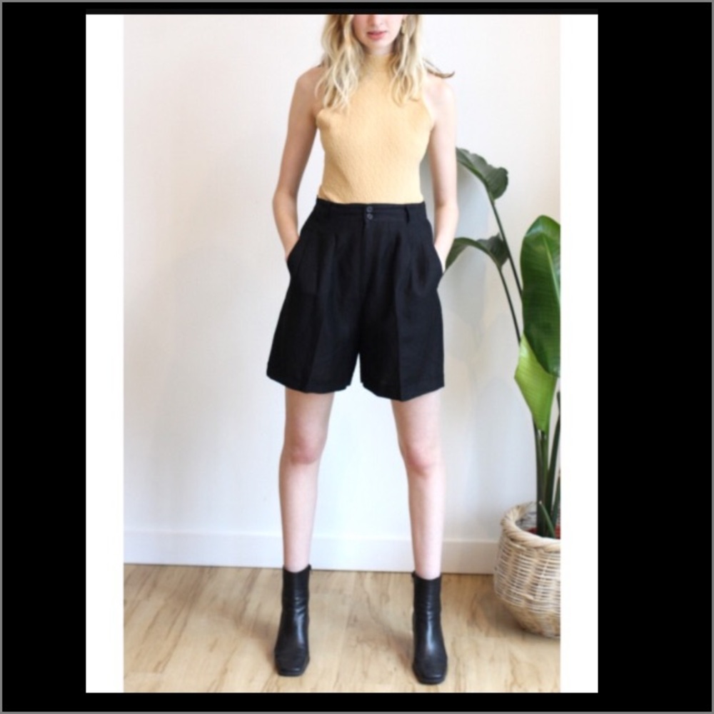 High waisted linen black shorts
