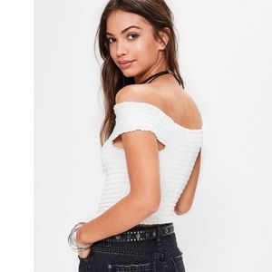 ✨🆕 BARDOT White Off-Shoulder Crop Top, Sz S (1-2)