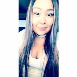 Meet your Posher, Roxanne