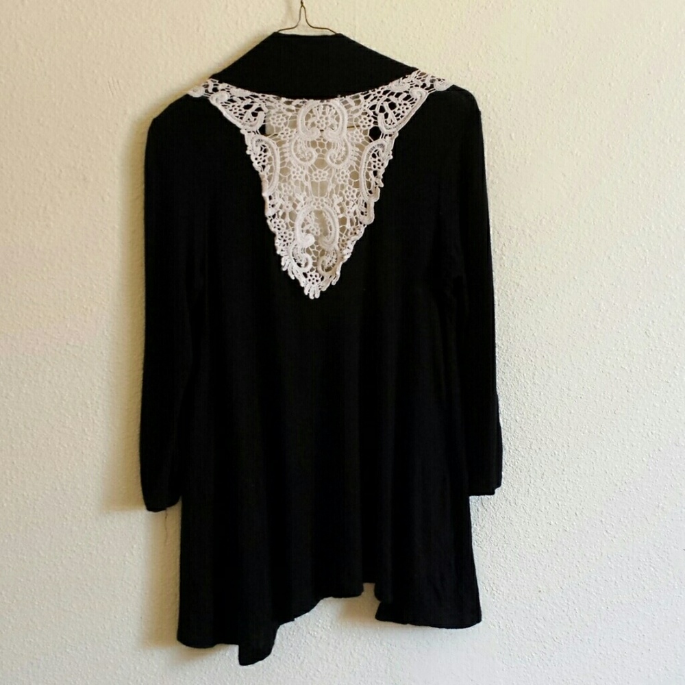 Lace Back Cardigan 🚨