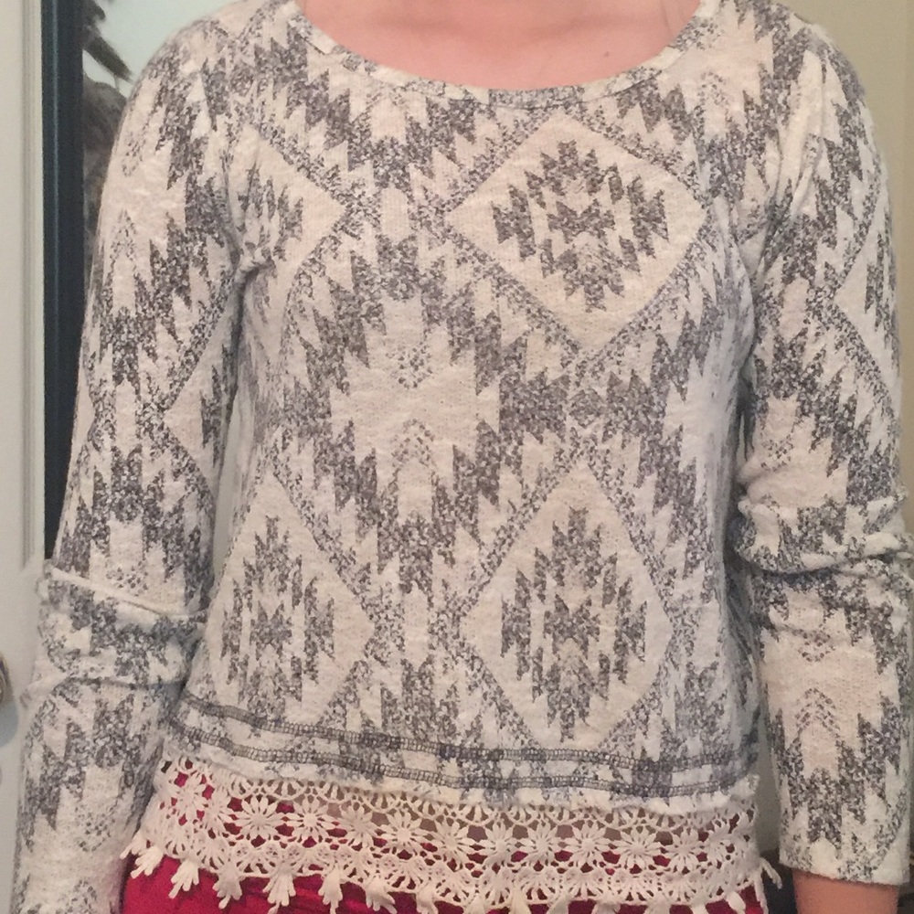 Crop top sweater