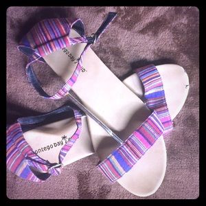 Multicolored t-strap sandal