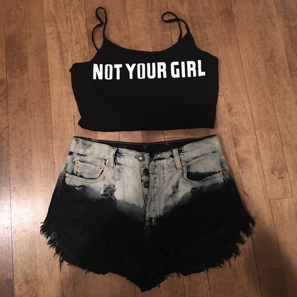 Cute Shorts and crop top shirt