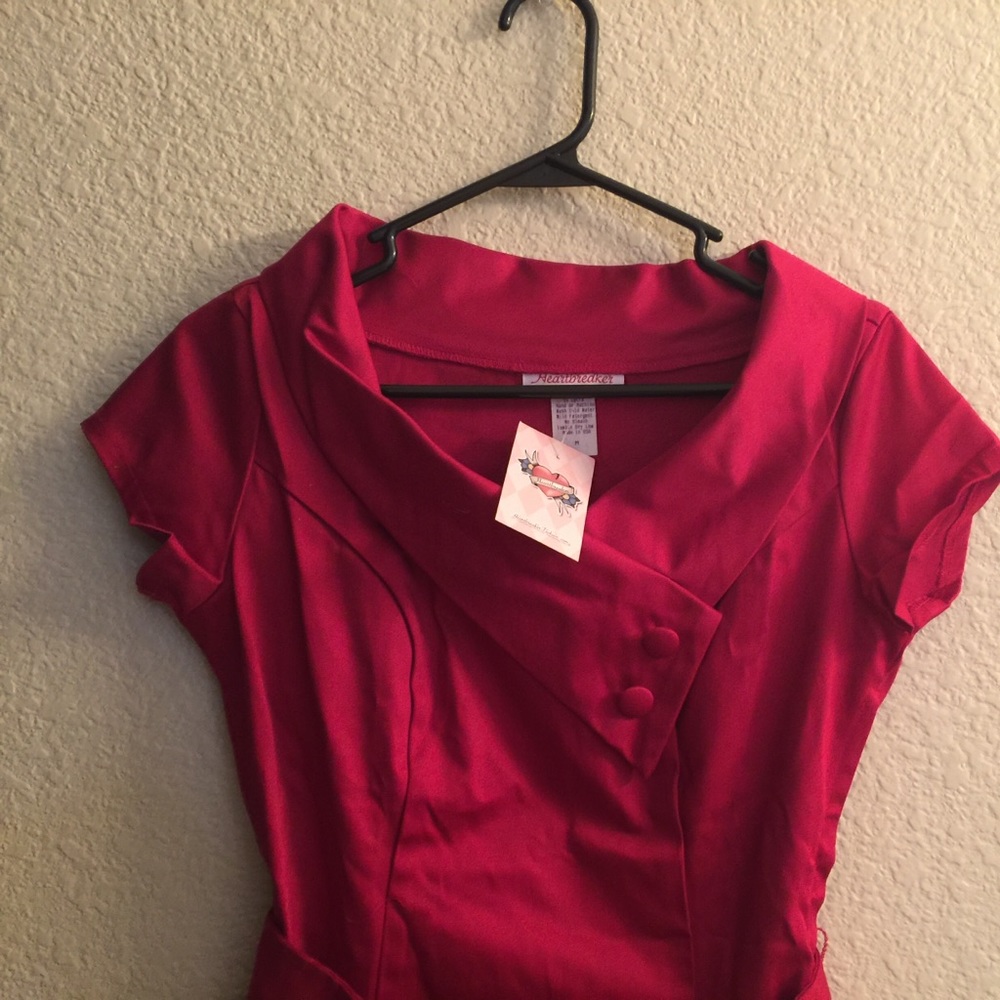 Red dress - Picture 2 of 3