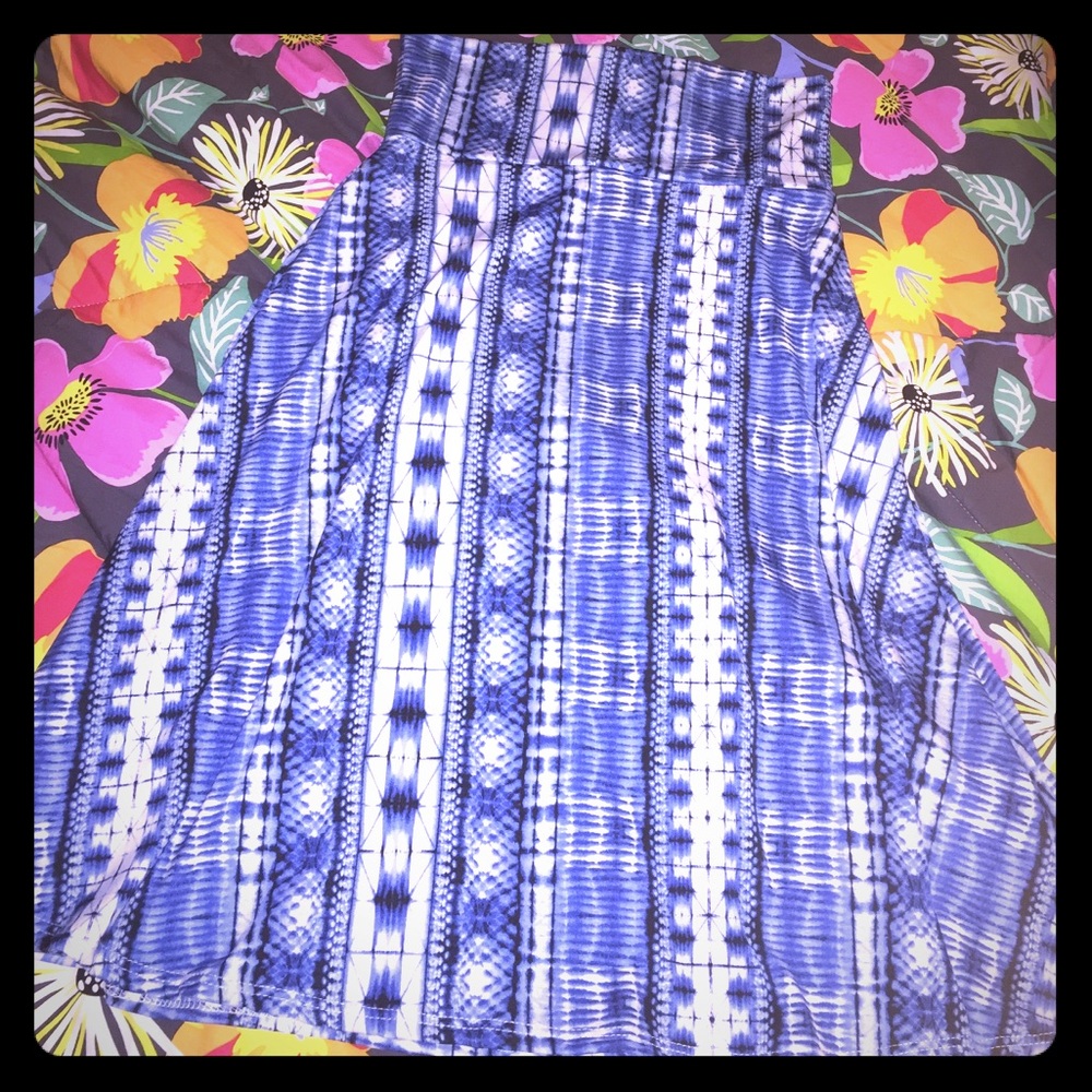 NWOT Lularoe Azure skirt-XS