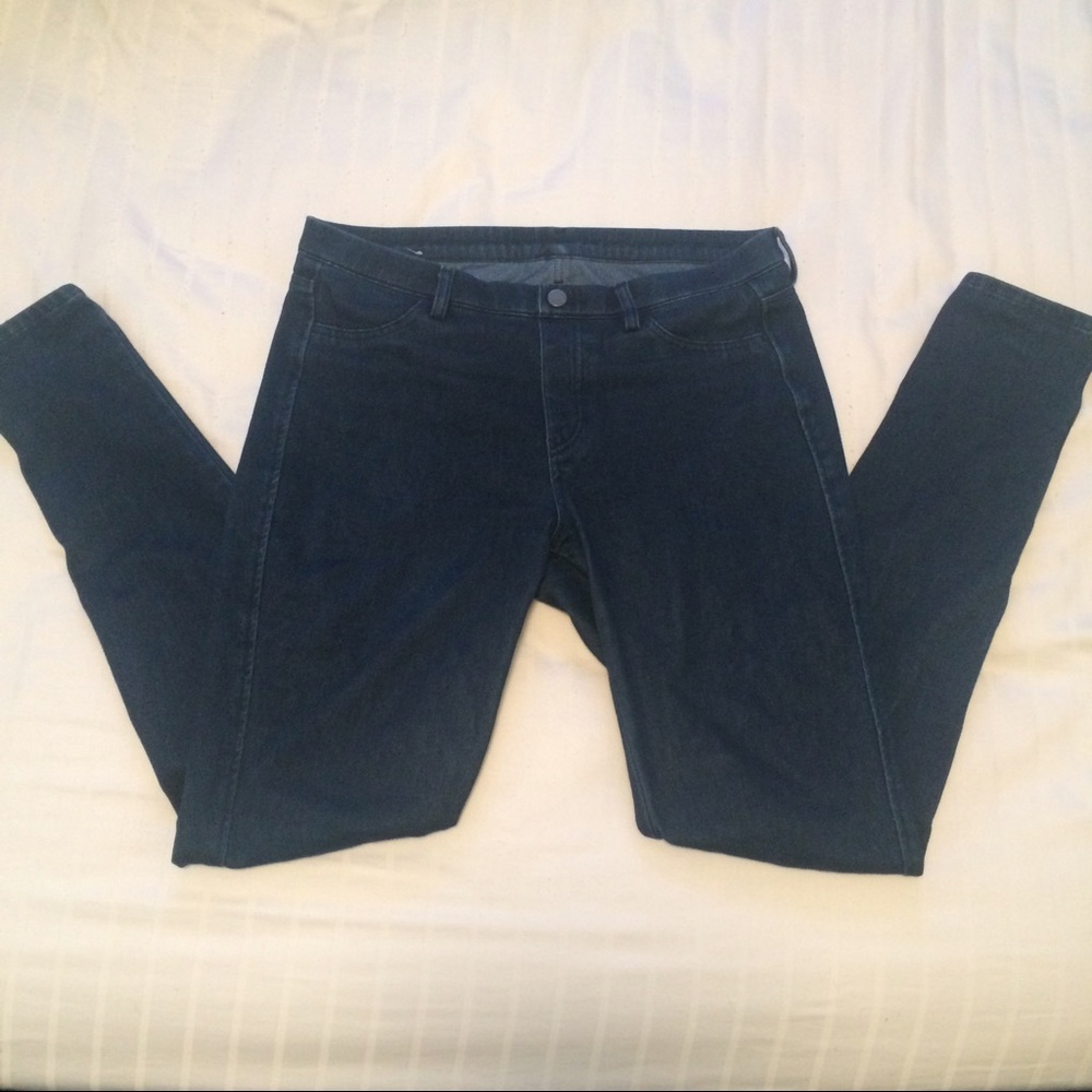 **SOLD** Uniqlo denim legging pants