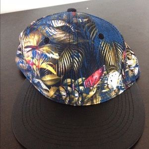 Black diamond SnapBack