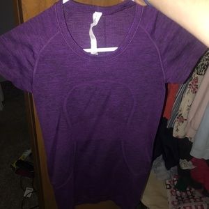Lululemon short sleeve top