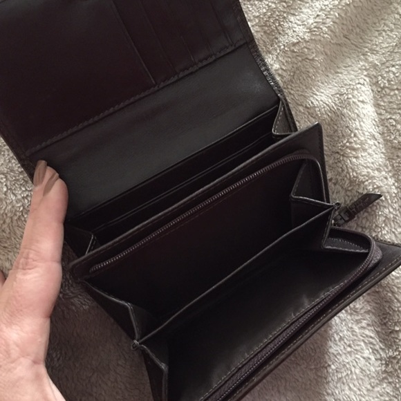 Authentic Coach Wallet - Picture 3 of 3