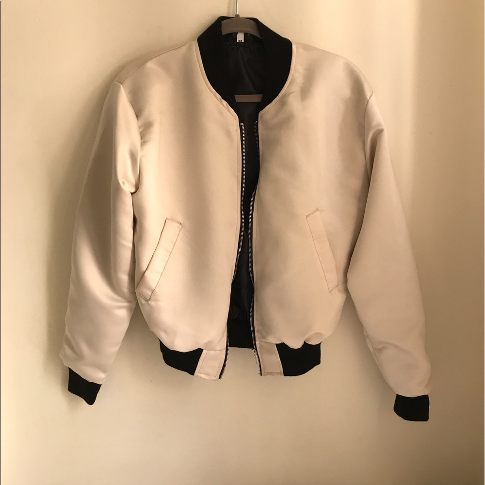 H&M bomber jacket size M