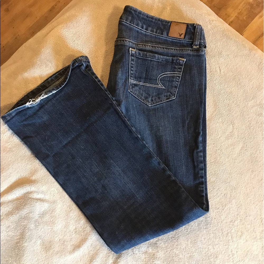 American eagle jeans.