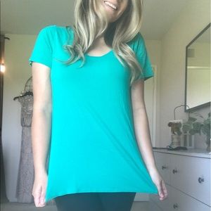 LuLaRoe classic tee