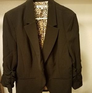 3/4 ruffled sleeve black suit jacket