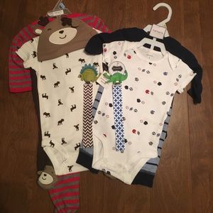 2 Outfits and 2 paci clips!