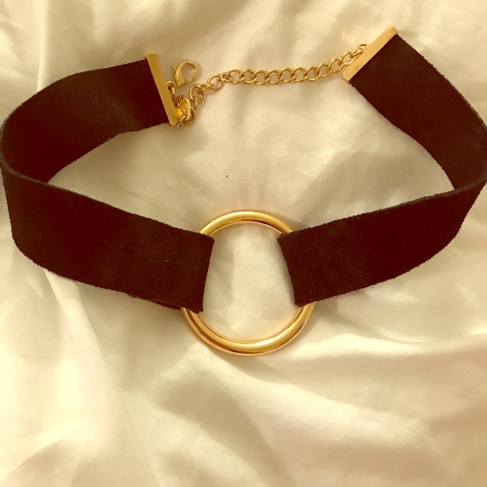 zara choker