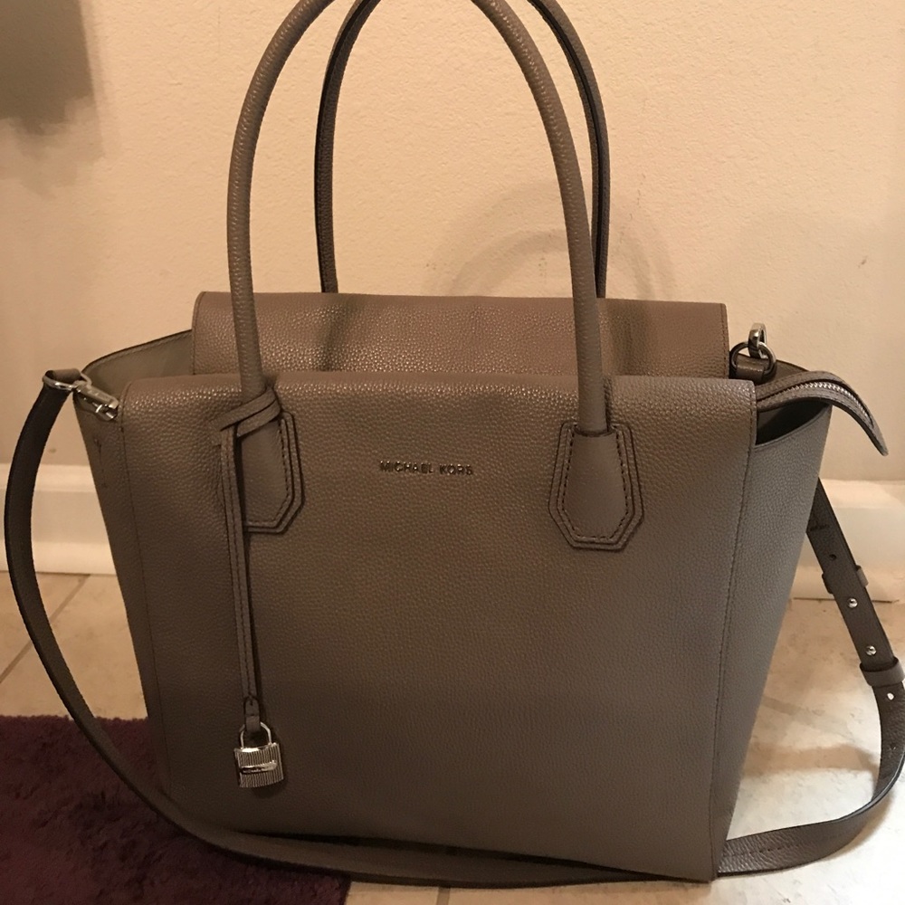 ‼️Flash Sale‼️ Michael Kors Mercer Bag