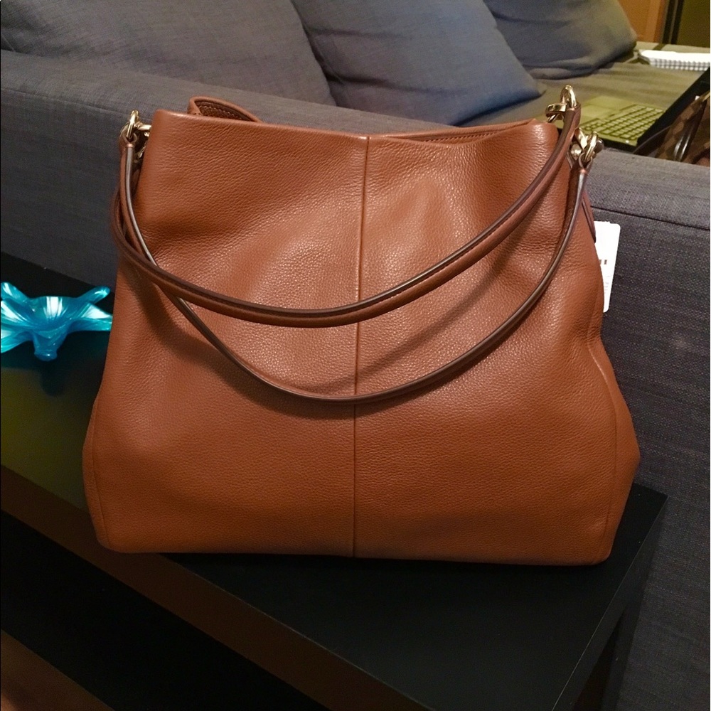 NEW Coach Pebble Leather Pheobe Shoulder Bag