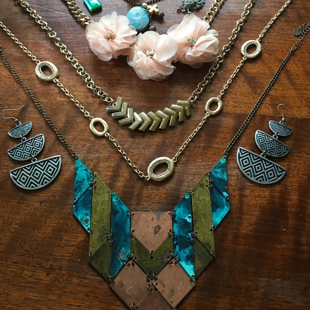 Jewelry Bundle - Picture 2 of 5