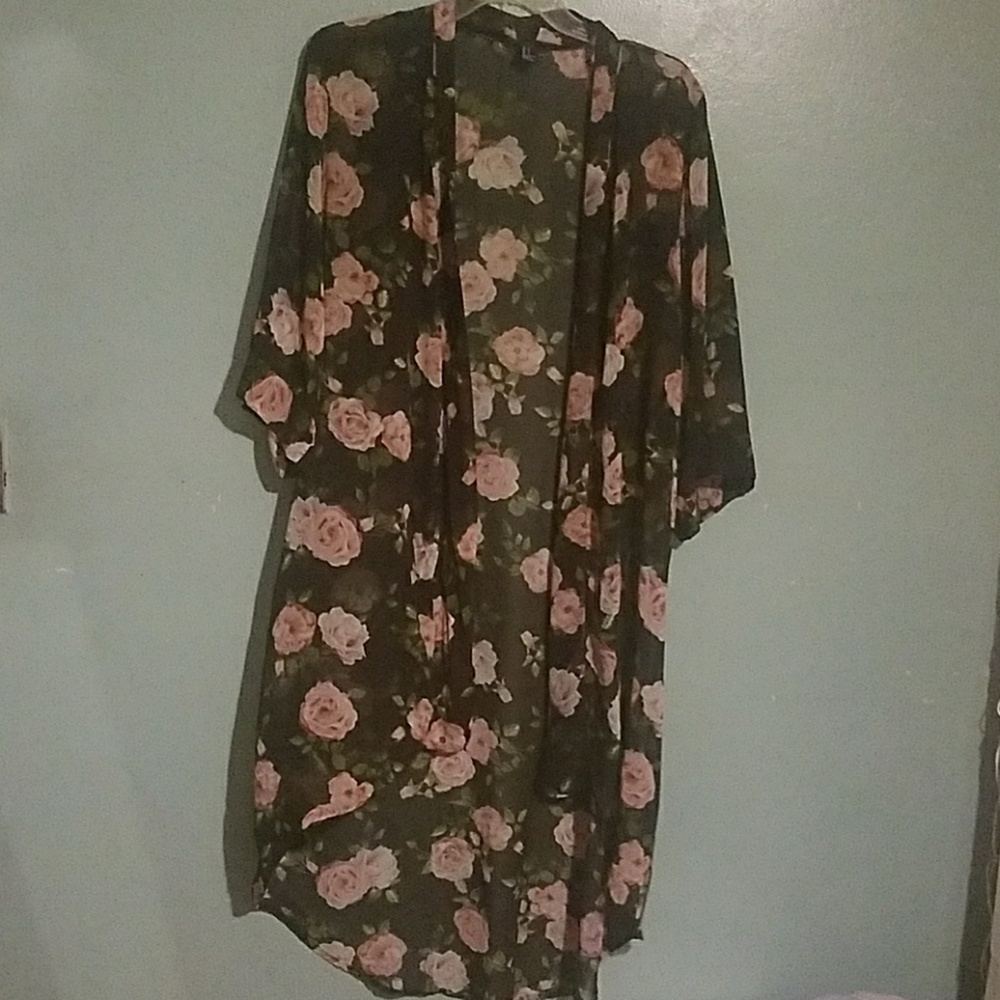 Rose kimono