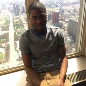 Meet your Posher, Derrick